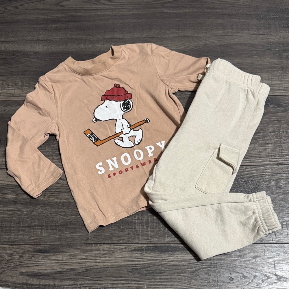 Snoopy Sportswear Set in Beige and Cream